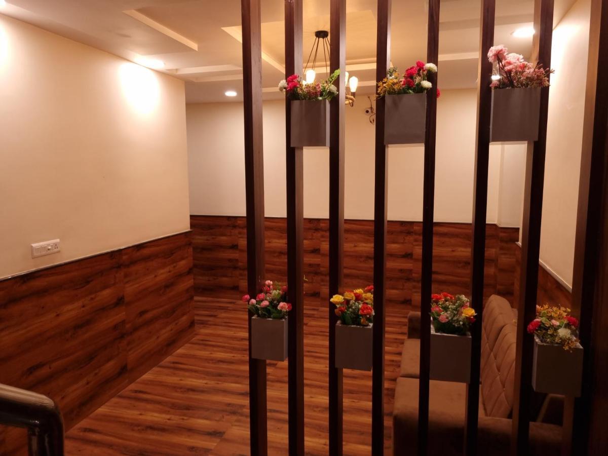 Hotel Rama Residency Ayodhya Exterior foto